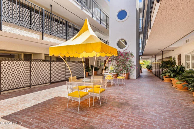 4950 Louise Avenue #301 photo 4