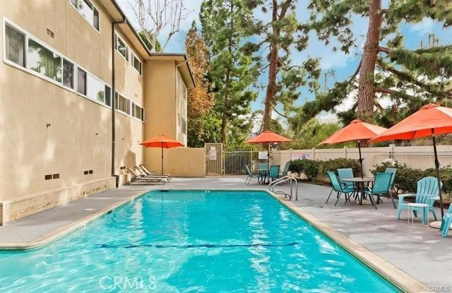11138 Aqua Vista photo 2