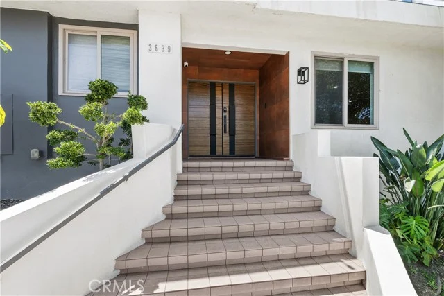 3539 Alana Drive photo 2