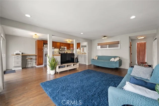 3819 East Livingston Drive #9 photo 2