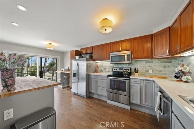 3819 East Livingston Drive #9 photo 3