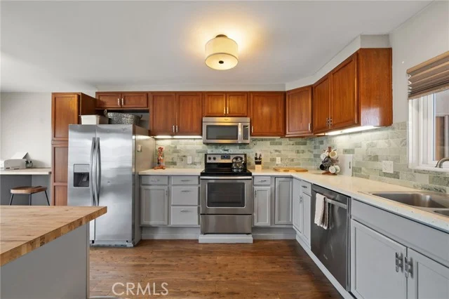 3819 East Livingston Drive #9 photo 4