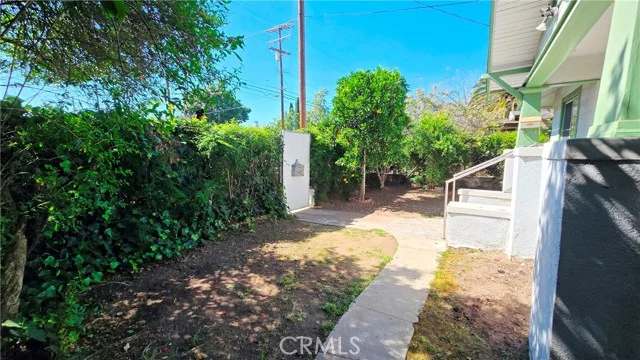 219 S Avenue 60 photo 3