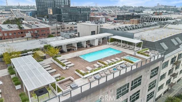 527 Molino Street #213 photo 2