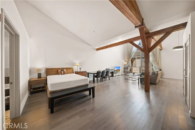 527 Molino Street #213 photo 4