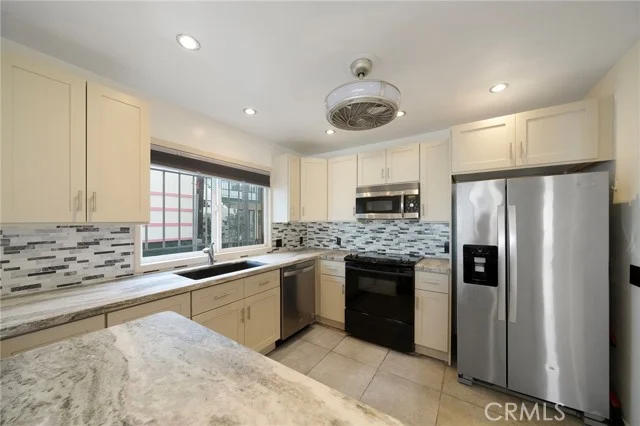 21 Alamitos Avenue #1 photo 4