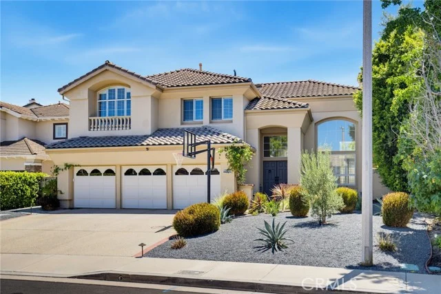 22312 Delia Court, Calabasas