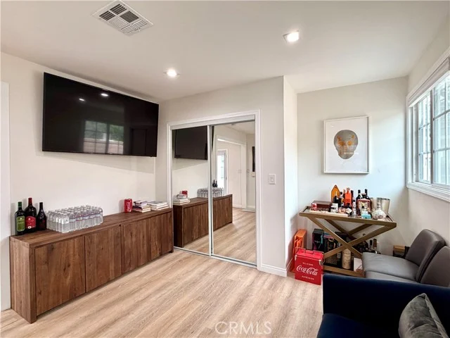 4538 Tujunga Avenue photo 5