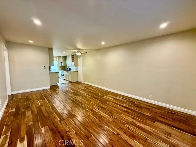 1139 E Ocean Boulevard #108 photo 4