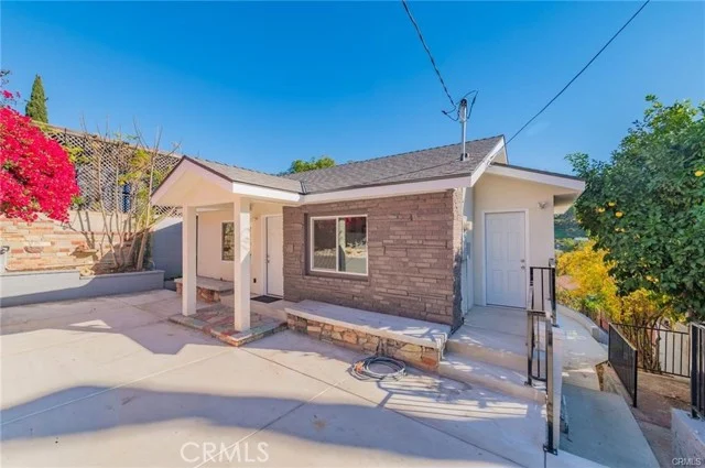 1248 N Bonnie Beach Pl photo 2