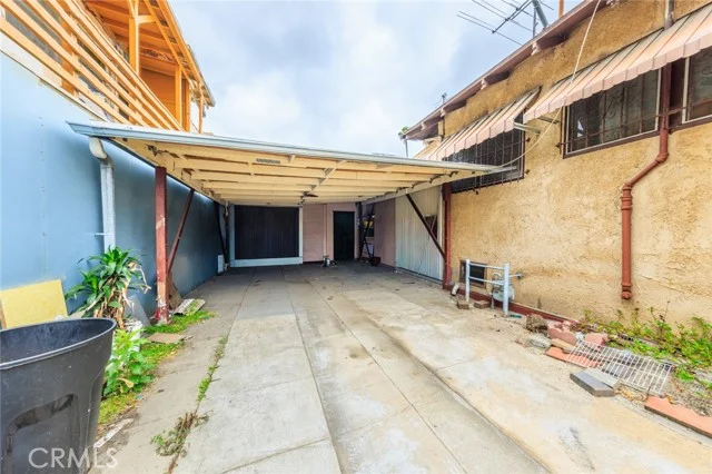 1127 N Normandie photo 5