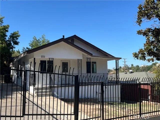 3716 Flora Avenue photo 3