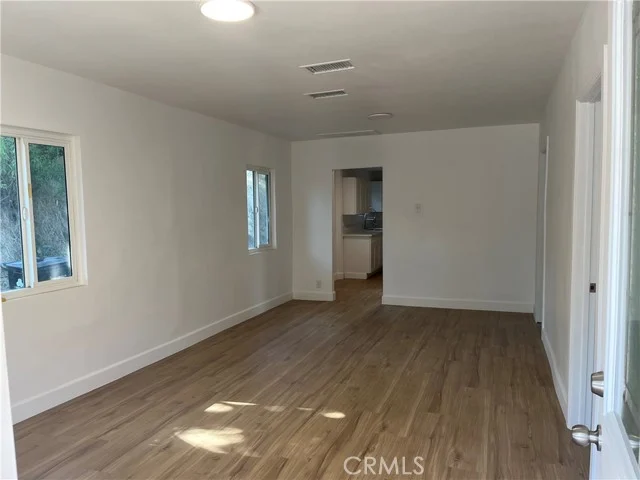 3716 Flora Avenue photo 5