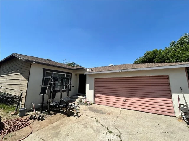 3812 E 1 st, Los Angeles