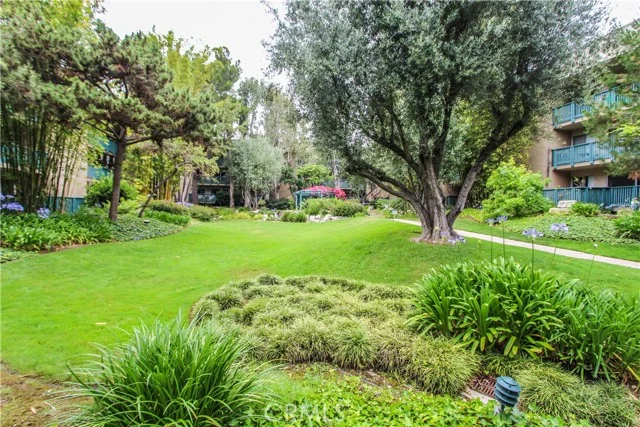 564 N Bellflower Boulevard #315 photo 4