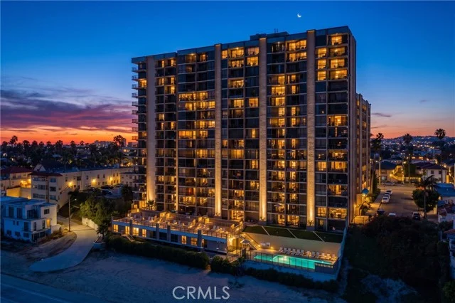 1750 E Ocean #501 photo 3