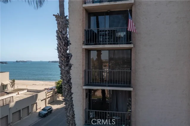 1750 E Ocean #501 photo 4