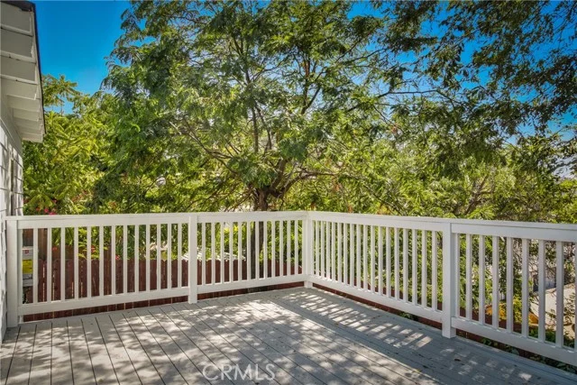 6150 Strickland photo 2