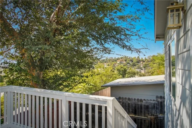 6150 Strickland photo 3