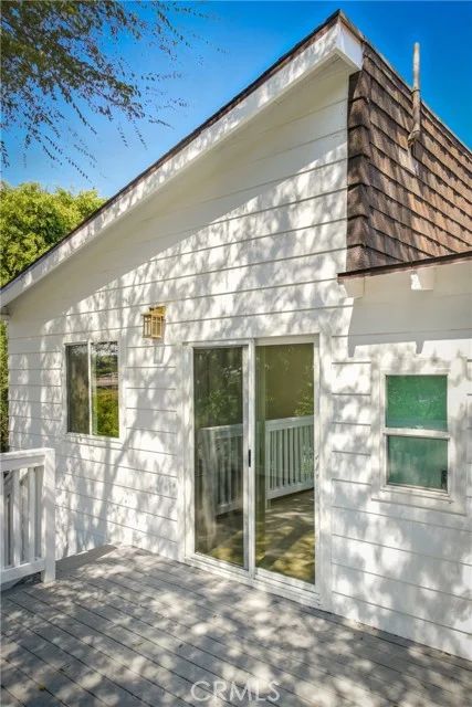6150 Strickland photo 4