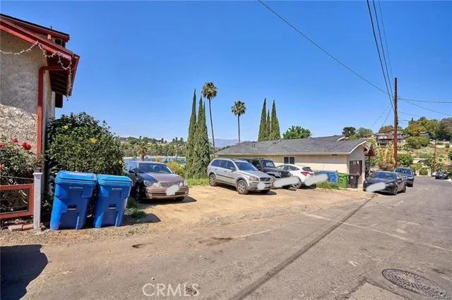 3625 Mimosa Drive photo 3