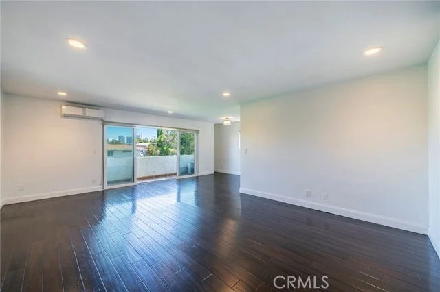 1601 Veteran Avenue #301/302 photo 3