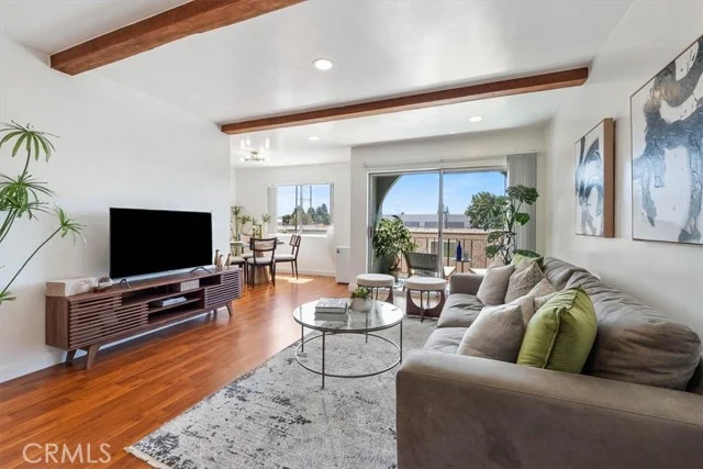 727 N Eucalyptus Avenue #18, Inglewood