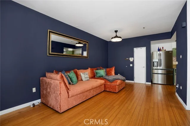 302 E 19th #3 photo 3