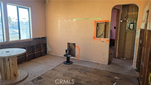 812 N Ridgewood photo 2