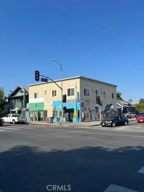 5426 Compton, Los Angeles