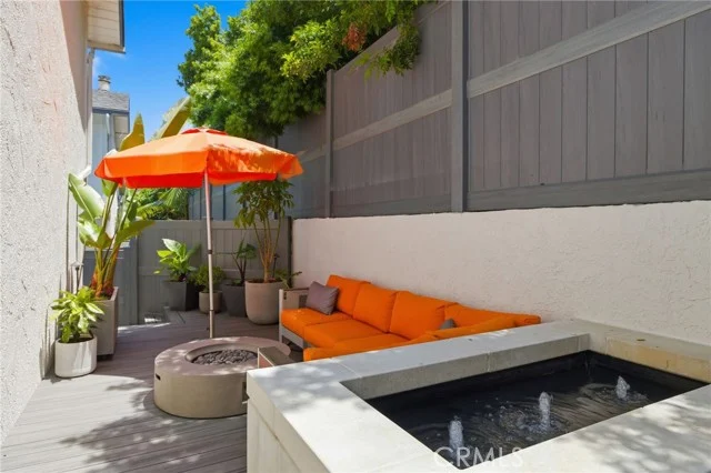 1456 Manhattan Beach Boulevard #D photo 3