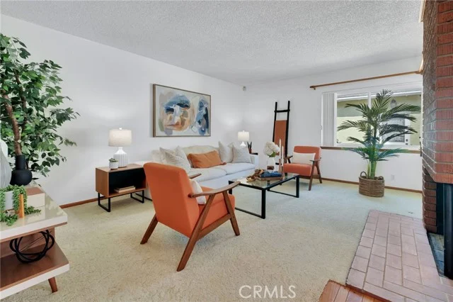 2221 W 178th Street photo 3