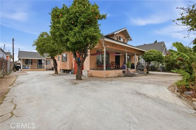 1472 W 37th Street, Los Angeles