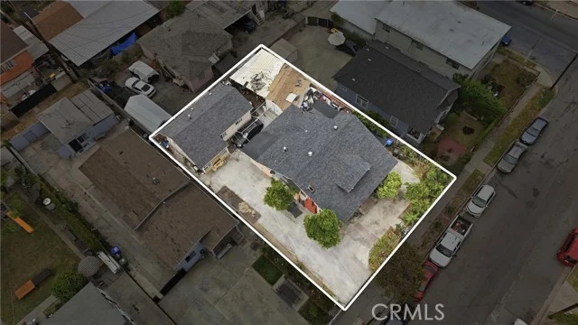1472 W 37th Street photo 4