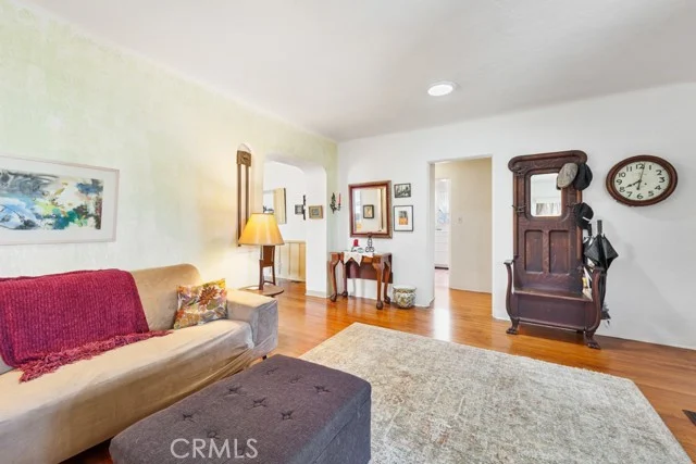 3730 Rose Avenue photo 3