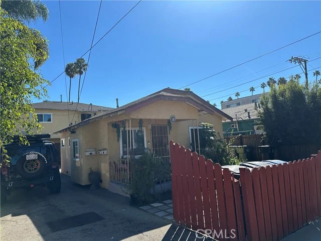 124 N Cedar, Inglewood