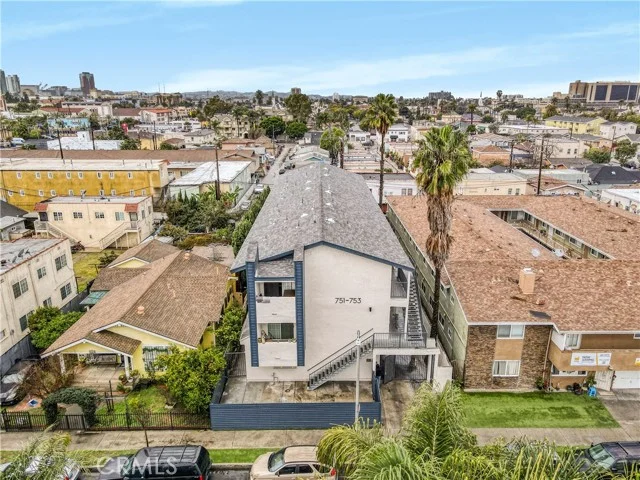 753 Cerritos Avenue photo 3