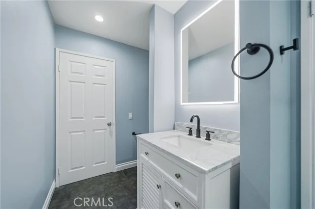324 E Plymouth Street #21 photo 2