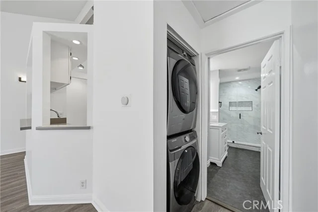 324 E Plymouth Street #21 photo 3