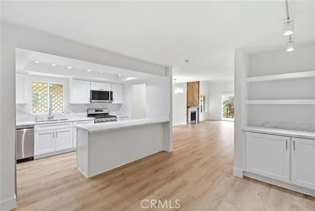 413 Avenue G #4 photo 4