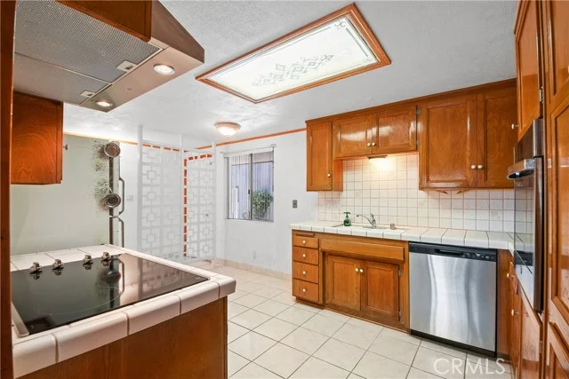 2940 W Carson #121 photo 5