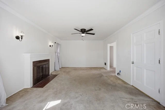1135 S Fir Avenue photo 4
