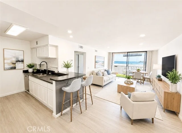 1140 E Ocean Boulevard #136 photo 2