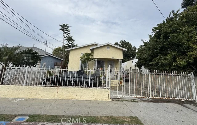 1637 E 115th, Los Angeles