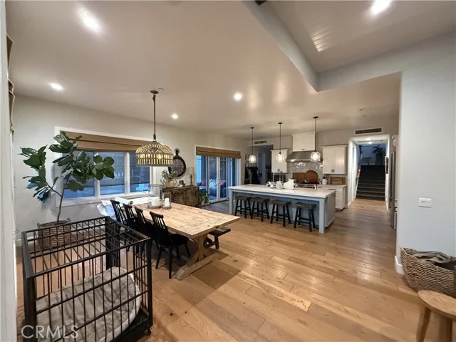 303 Covina photo 2