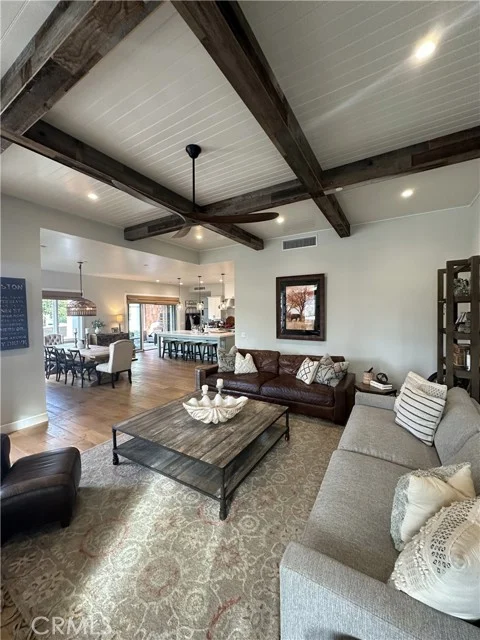 303 Covina photo 3