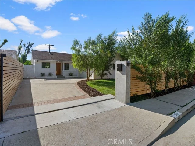 5141 Don Pio Drive photo 3