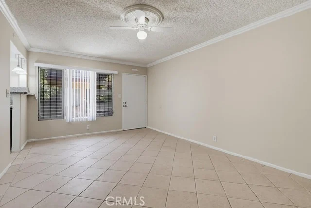 640 Elm Ave. #5 photo 2
