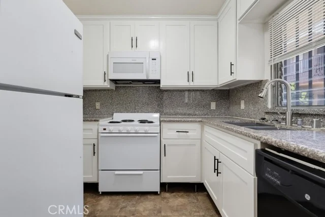 640 Elm Ave. #5 photo 3