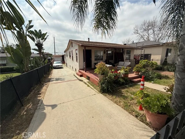 4252 Blanchard photo 2